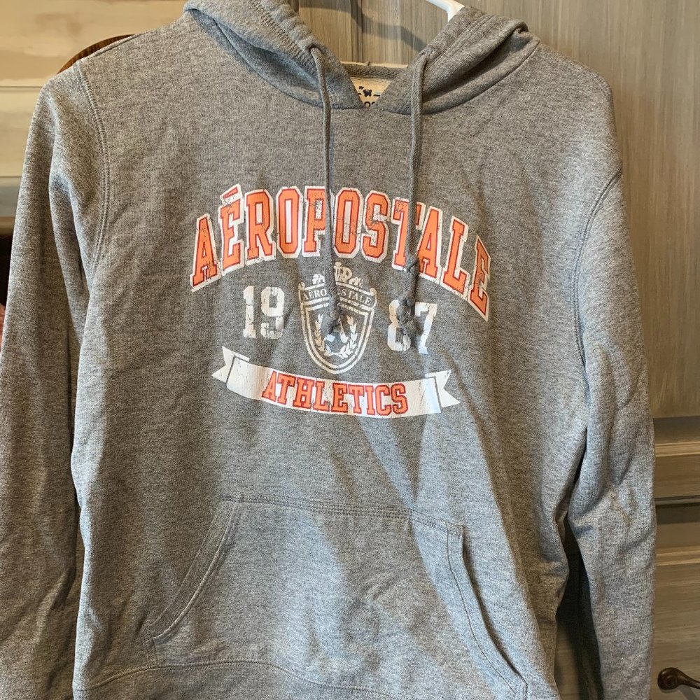 Aeropostle sweatshirt